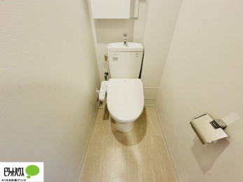 �g�C���@�E�H�V�����b�g�g�C�������B