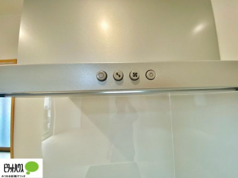 �L�b�`���@�p���t���ȃ����W�t�[�h�B�������ȒP�ł����L���C�ȋ�C���B