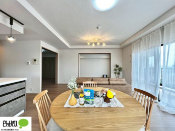 ���̑��@�l�C�̑ΖʃL�b�`���ŉƑ��݂�Ȃ������ꏏ�B