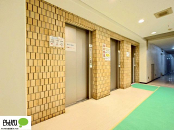 ���̑��@�G���x�[�^�[3��