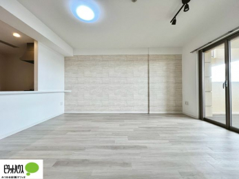 ���̑��@�Ƒ��݂�Ȃ�������肭�낰��L�X�Ƃ���15���ȏ�̃��r���O�ł��B