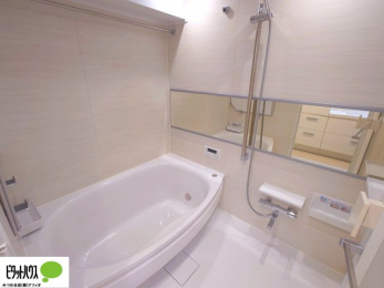 �����@1���̔�����������x���̓��͂��q�l�Ƃ̃R�~���j�P�[�V�����̏�Ƃ���