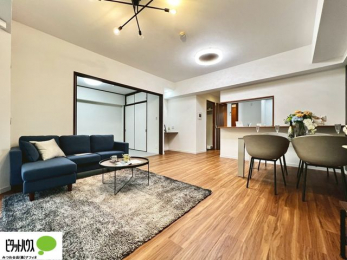 ���r���O�@��������g�܂�鏰�g�[��