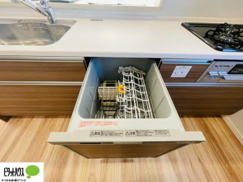 �L�b�`���@�{�H��ʐ^�F�H���̌�̕Еt�����y�ɂȂ�A�H��􂢊����@�t���B