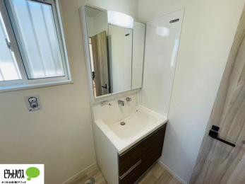 ���ʑ�E���ʏ��@�{�H��ʐ^�F���ʎ��ɏ���������A�J�r�\�h�ɂ��B�傫�ȋ��Ō��₷�����ʉ��ϑ�ł�