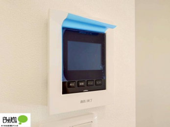 ���ʑ�E���ʏ��@������Ԃ����S��TV���j�^�[�t���C���^�[�z��