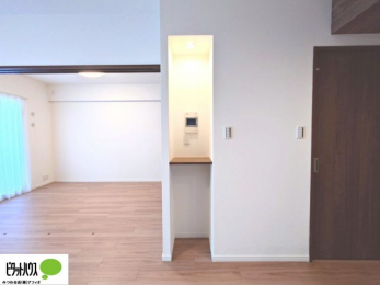 ���r���O�@�m��6���Ƃ̎d�؂���O���΍L�X�X�y�[�X�Ƃ��Ă����g�������܂�