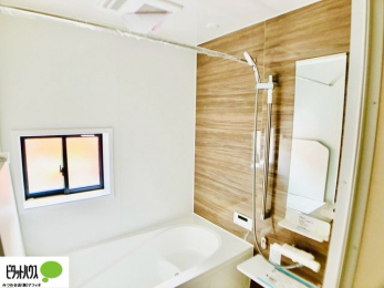 �����@�����������F���̗����ŁA1���̔��������������Ă��������B