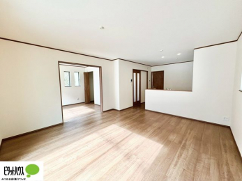 ���r���O�@�l�C�̑ΖʃL�b�`���ŉƑ��݂�Ȃ������ꏏ�B