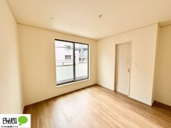 �Q���@�o���R�j�[�ւƑ������邢�����B