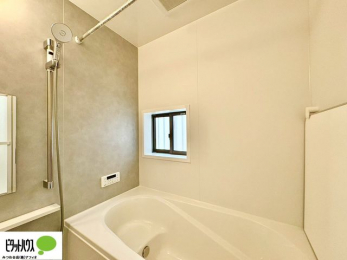 �����@1���̔�����������x���̓��͂��q�l�Ƃ̃R�~���j�P�[�V�����̏�Ƃ���