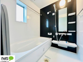 �����@�{�H��ʐ^�@1���̔�����������x���̓��͂��q�l�Ƃ̃R�~���j�P�[�V�����̏�Ƃ���