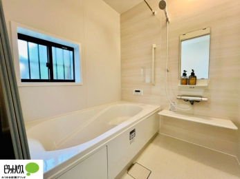 �����@�{�H��ʐ^�@�����̔�������Ă���闁���͍L�X�������B�x���͂��q�l�ƈꏏ�ɗV�тȂ������܂��ˁB