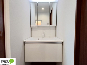 ���ʑ�E���ʏ��@�傫�ȋ��Ō��₷�����ʉ��ϑ�