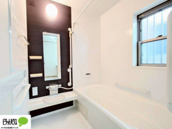 �����@�����������F���̗����ŁA1���̔��������������Ă��������B