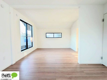 �Q���@�o���R�j�[�ւƑ������邢�����B