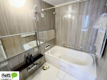 �����@1���̔�����������x���̓��͂��q�l�Ƃ̃R�~���j�P�[�V�����̏�Ƃ���