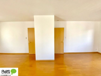 ���̑����ρ@�Ԏd�؂肷�邱�Ƃ�2�̕����ɕ����邱�Ƃ��\�B�Ƒ��̃��C�t�X�^�C���̕ω��ɍ��킹�Ď��R���݂ł��B