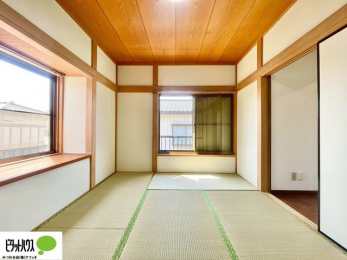 ���[�@�a���́A���q�l�ƗV�񂾂�A�Ǝ���������A�����Q�Ȃǎg������l�X�ł�