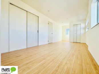 ���[�@�Ԏd�؂肷�邱�Ƃ�2�̕����ɕ����邱�Ƃ��\�B�Ƒ��̃��C�t�X�^�C���̕ω��ɍ��킹�Ď��R���݂ł��B