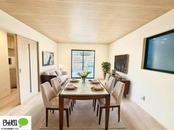 ���r���O�@�����ۂ̎����ʐ^��CG�ŉƋ��z�u�����C���[�W�ł���A���ۂƂ͑����قȂ�܂��B