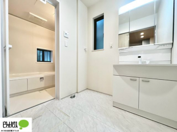 ���ʑ�E���ʏ��@�g���₷���V���v���Ȑ��ʉ��ϑ�B�����̎x�x�͂�������n�܂�܂��B