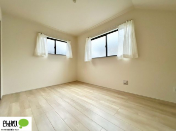 ���[�@�w�т̎��Ԃ��V�Ԏ��Ԃ���؂ɂł���q�ǂ������B�Ƌ�̔z�u�����₷���V���v���Ȑ݌v�ŁA�������K�Ɏg���܂��B