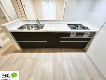 �L�b�`���@�Ƒ��Ƃ��b���Ȃ���y���������ł���J�E���^�[�L�b�`���B