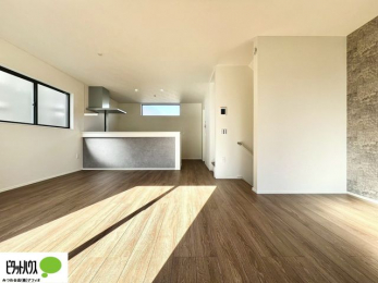 ���r���O�@���r���O����̓L�b�`���ɂ���}�}��p�p��������̂ŁA���q�l���V�񂾂�x�񂾂���S���ĉ߂������Ƃ��ł��܂��B