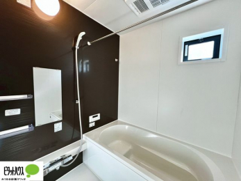 �����@1���̔�����������x���̓��͂��q�l�Ƃ̃R�~���j�P�[�V�����̏�Ƃ���