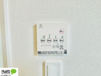 ���̑��@�{�H��ʐ^�@24���Ԋ��C�E���C�E�����E�����E�g�[�t��