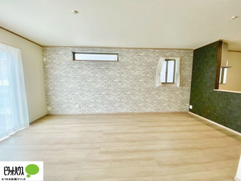 ���r���O�@�L�X�k�c�j�I����̑傫�ȃ\�t�@��u���Ă������f��ӏ܂��ǂ��ł��ˁB