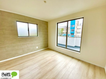 �Q���@�o���R�j�[�ւƑ������邢�����B