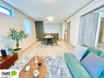 ���r���O�@�l�C�̑ΖʃL�b�`���ŉƑ��݂�Ȃ������ꏏ�B