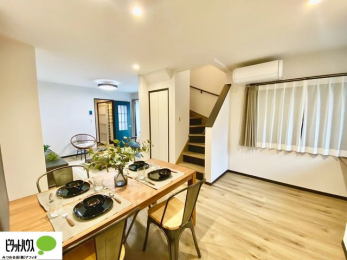 ���r���O�@�Ƒ��݂�Ȃ�������肭�낰��L�X�Ƃ����P8���ȏ�̃��r���O�ł�