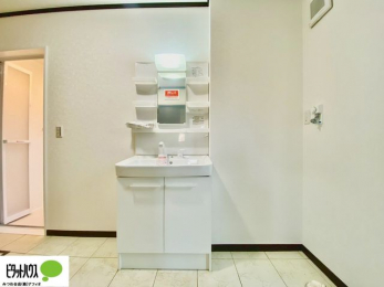 ���ʑ�E���ʏ��@�傫�ȋ��Ō��₷�����ʉ��ϑ�