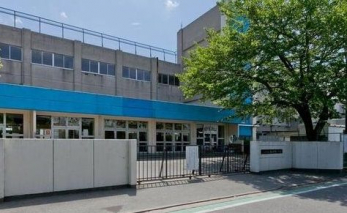 ���ӊ��@���ˎs���V���˓쏬�w�Z �k��7���B 560m