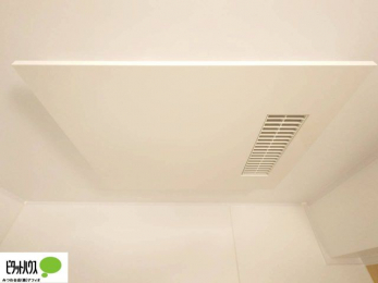 �@���������@