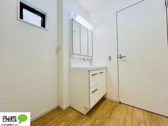 ���ʑ�E���ʏ��@�{�H��ʐ^�@�g���₷���V���v���Ȑ��ʉ��ϑ�B�����̎x�x�͂�������n�܂�܂��B