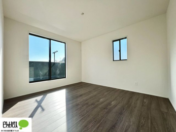 �Q���@�o���R�j�[�ւƑ������邢�����B