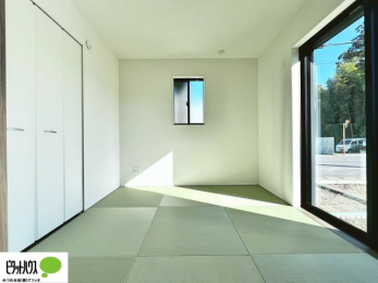 ���[�@�a���́A���q�l�ƗV�񂾂�A�Ǝ���������A�����Q�Ȃǎg������l�X�ł�