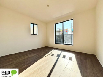 ���[�@����̏I���ɕv�w�ł������߂������Q���B�L���ɂ�Ƃ肪����A�Ƒ��̋C�z�������Ȃ������������x�߂���S�̃v���C�x�[�g��Ԃł��B