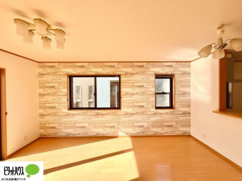 ���r���O�@�L�X�k�c�j�I����̑傫�ȃ\�t�@��u���Ă������f��ӏ܂��ǂ��ł��ˁB