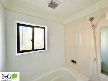 �����@1���̔�����������x���̓��͂��q�l�Ƃ̃R�~���j�P�[�V�����̏�Ƃ���