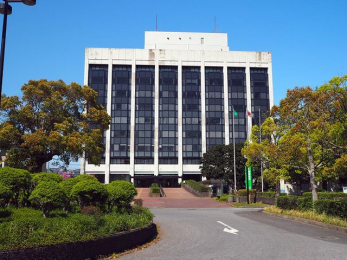 ���ӊ��@�N�Îs���� �k��10���B 750m