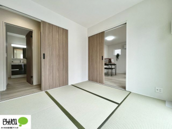 ���[�@�a���́A���q�l�ƗV�񂾂�A�Ǝ���������A�����Q�Ȃǎg������l�X�ł�