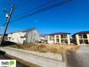 �y�n�ʐ^�@�ՐÂȏZ��n�́A���͂̑��������Ȃ��A�������������͋C�ł��B