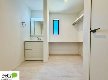 �@�Ǝ�������J�E���^�[�t��