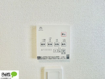 ���̑��@�{�H��ʐ^�@24���Ԋ��C�E���C�E�����E�����E�g�[�t��