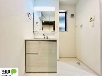 ���ʑ�E���ʏ��@�{�H��ʐ^�@�g���₷���V���v���Ȑ��ʉ��ϑ�B�����̎x�x�͂�������n�܂�܂��B